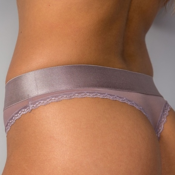 LAST ONE!! NWT Mauve Thong with Flower Embroidered - Picture 2 of 5